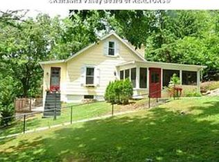 124 Midway Dr, Dunbar, WV 25064