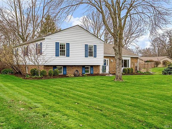 2nd image of 341 Cotswold Dr