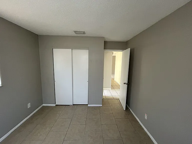 3750 138th Ave #A — Photo 2