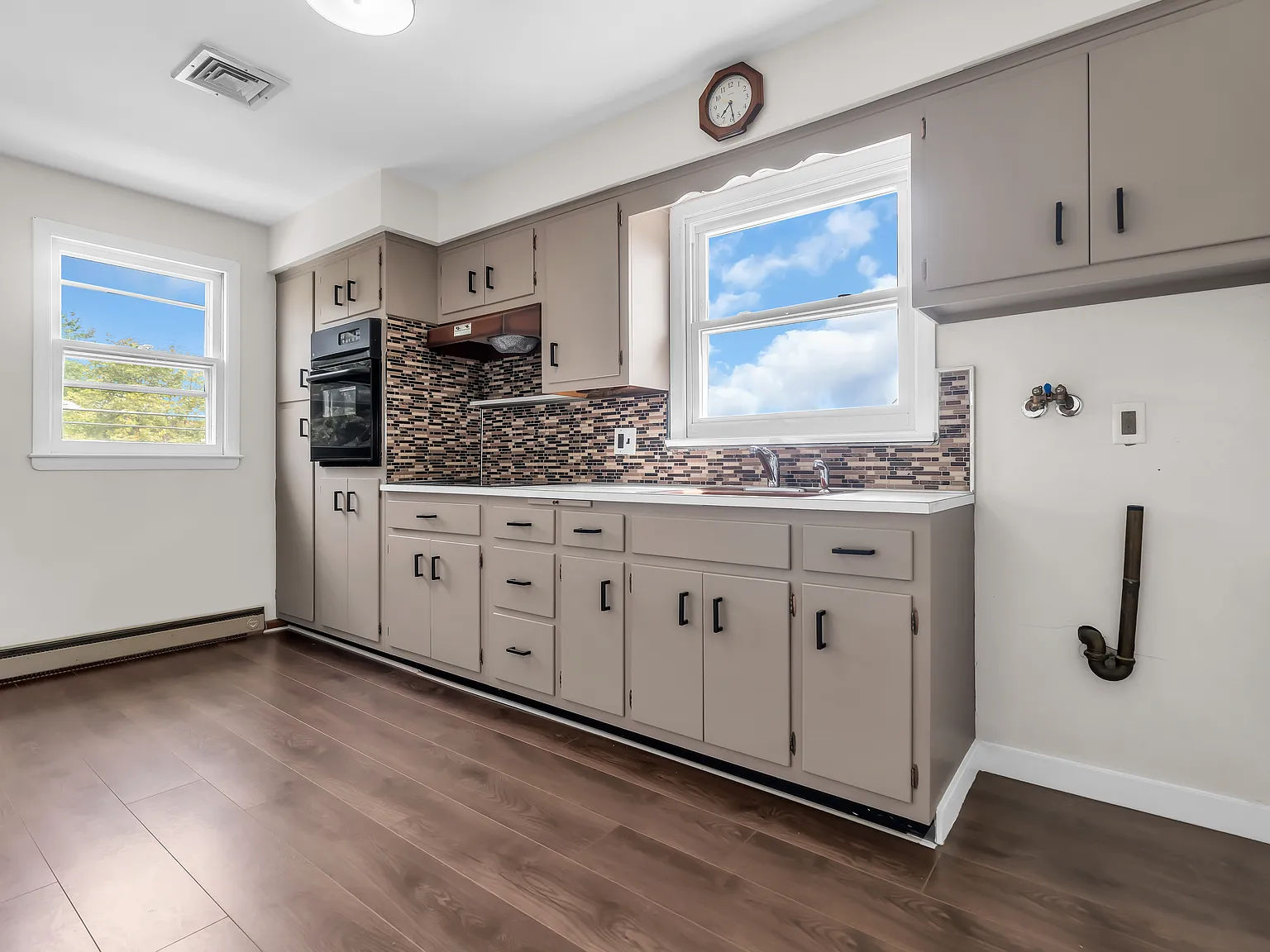 2 bed, $2,150 — Photo 3