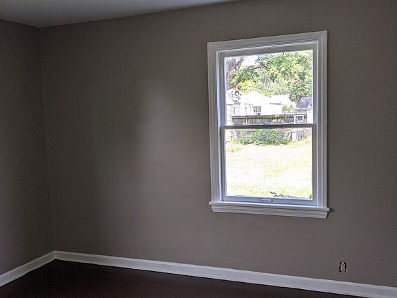 3rd image of 4510 E 16th St #4510