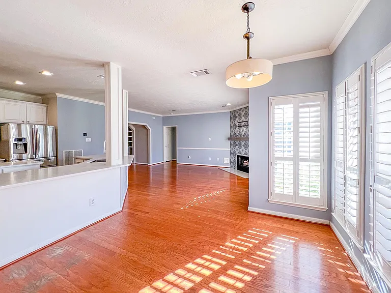 19911 Stonelodge Dr — Photo 10