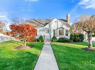 148 Stone Ave, Warwick, RI 02889