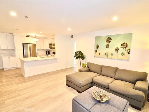 8712 Chessington Dr #255D, Inglewood, CA 90305