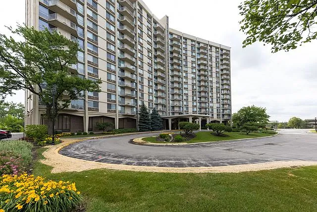 40 N Tower Rd APT 6A photo 1