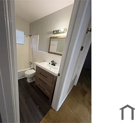559 Farnell Ln — Photo 7