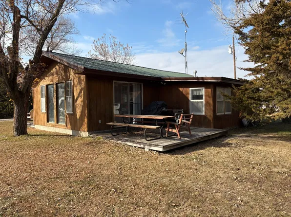 Cabin 25 Lovewell Lake Cabin Area, Webber, KS 66970