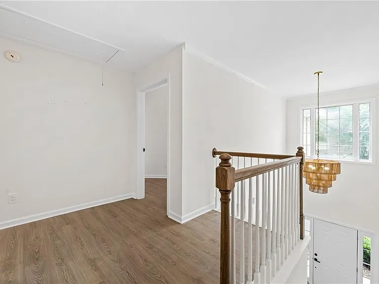 386 Creek Manor Way — Photo 20
