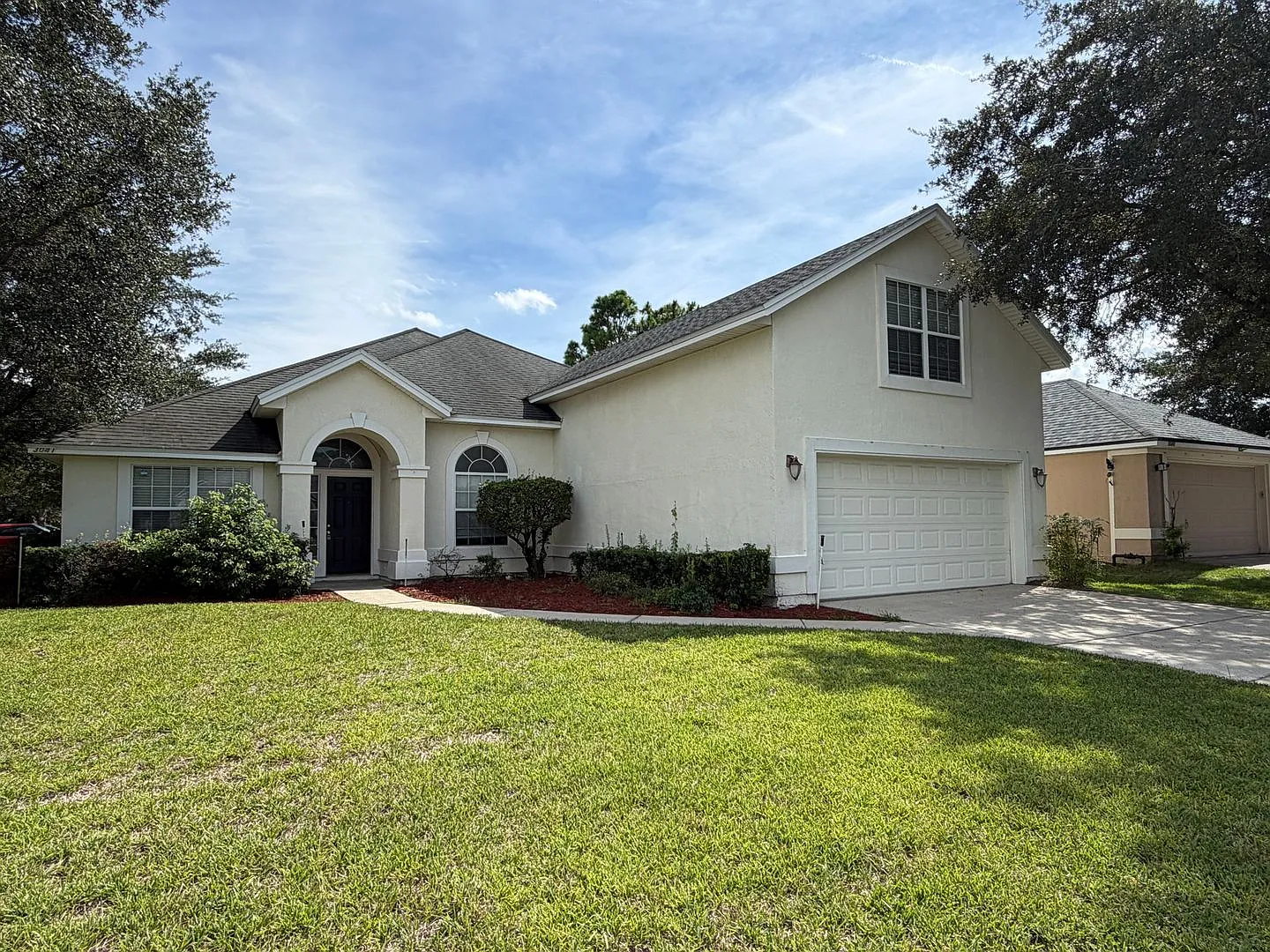 Beautiful Oakleaf Plantation — Photo 1