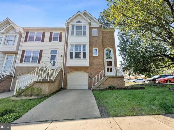 8037 Hilliard Dr, Manassas, VA 20109