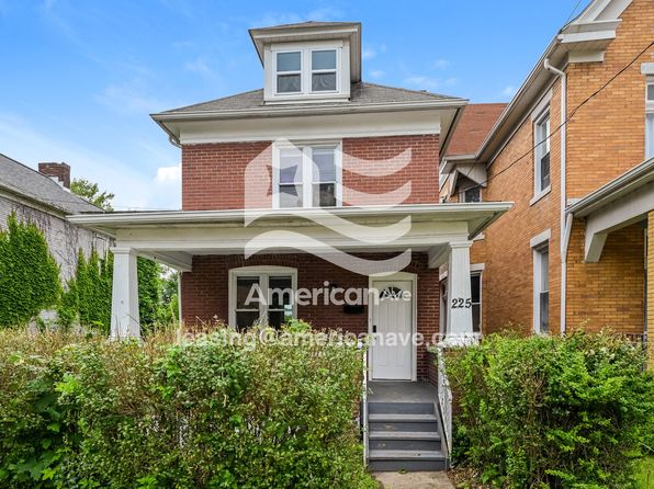 225 N 2nd St, Jeannette, PA 15644
