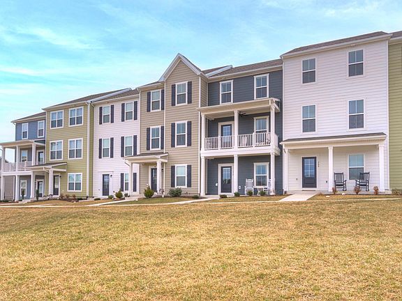 4th image of 370 Hamilton Ave NW