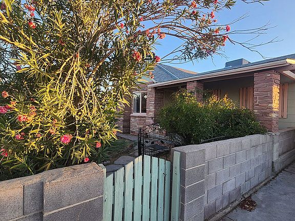 4th image of 2313 McCarran St