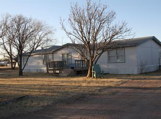 1504 S Washington St, Hugoton, KS 67951