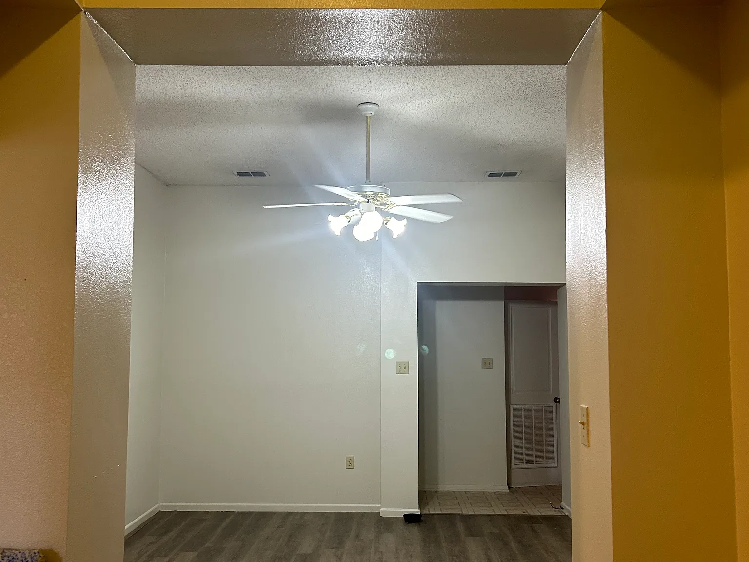 3 bed, 1425 sqft, $1,700 — Photo 4