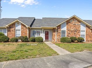 103 Old Spring Hill Ln, Fuquay Varina, NC 27526
