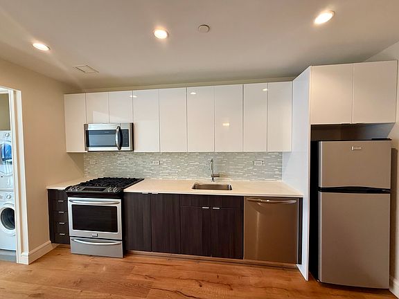 5th image of 25-21 43rd Ave Unit 304