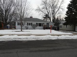 733 Kelly St, Sun Prairie, WI 53590