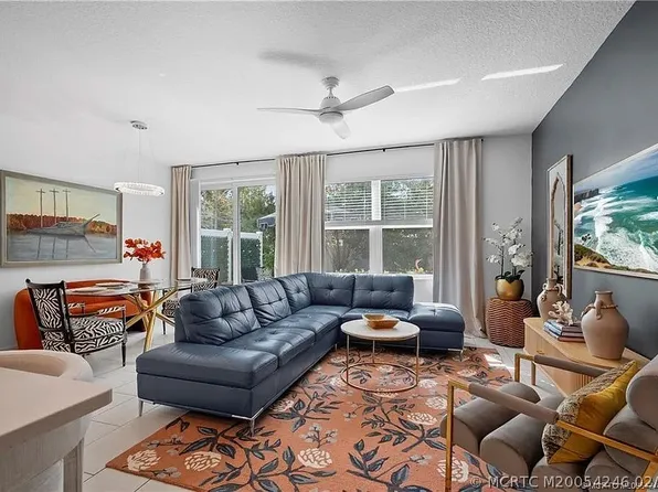 380 SE Sea Hunt Way, Stuart, FL 34994