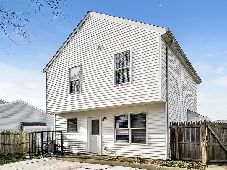 6311 Hackel Dr — Photo 17