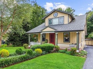 9 Prospect St, Peapack, NJ 07977