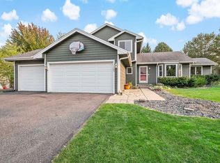 17660 Iberia Ave, Lakeville, MN 55044