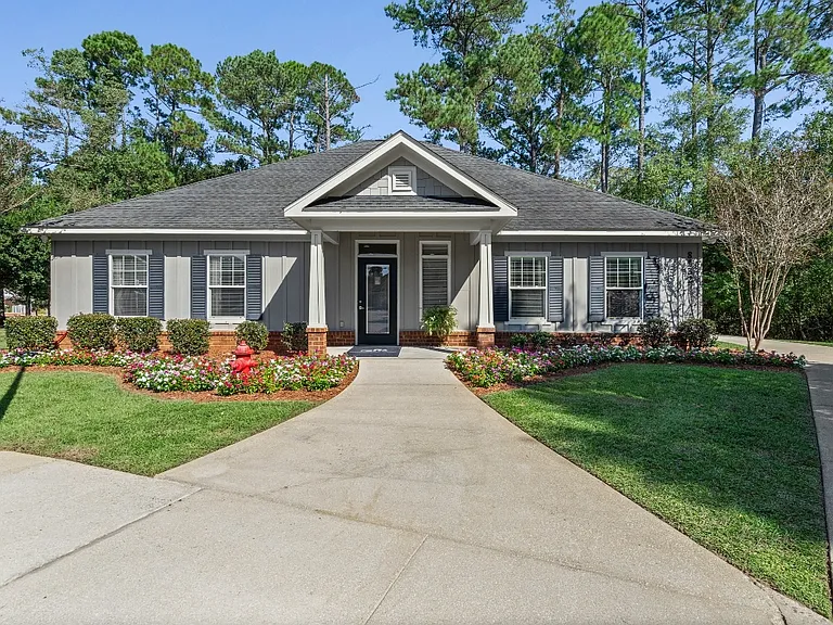 Palladian at Fairhope — Photo 19