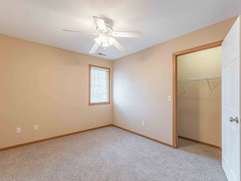 Oakwood Heights Townhomes — Photo 127