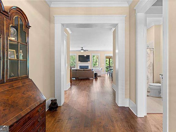3rd image of 1307 Magnolia Path Way
