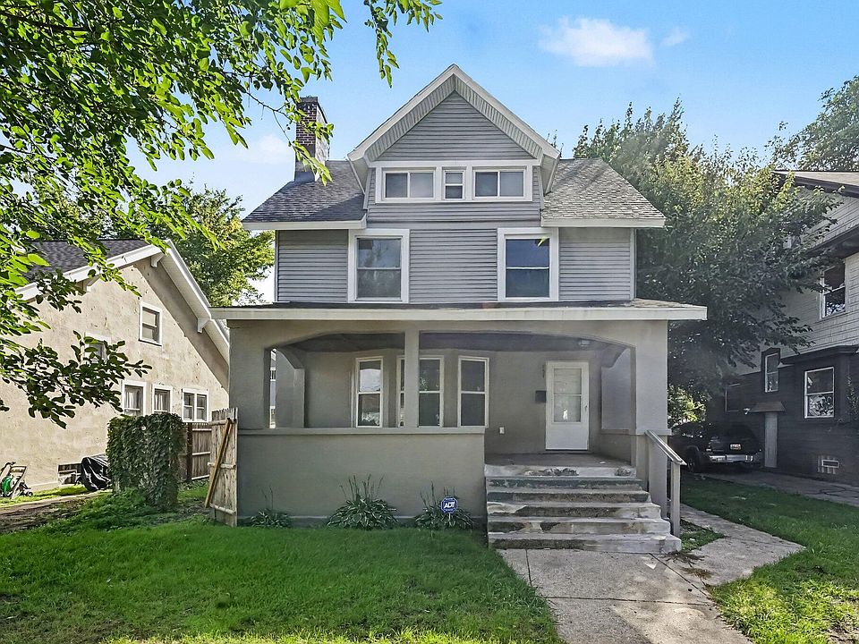 1st image of 754 Prince St SE