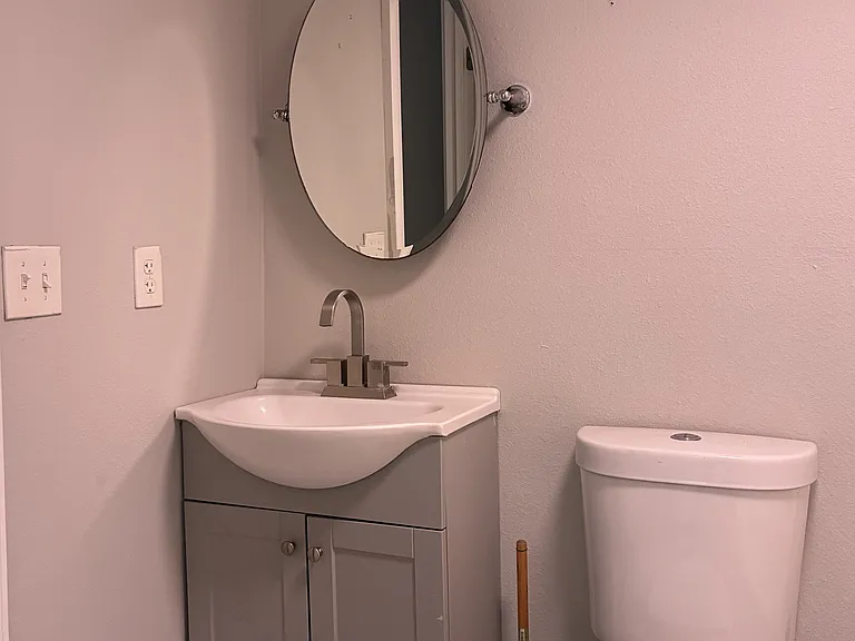2344 Johnson Ave — Photo 7