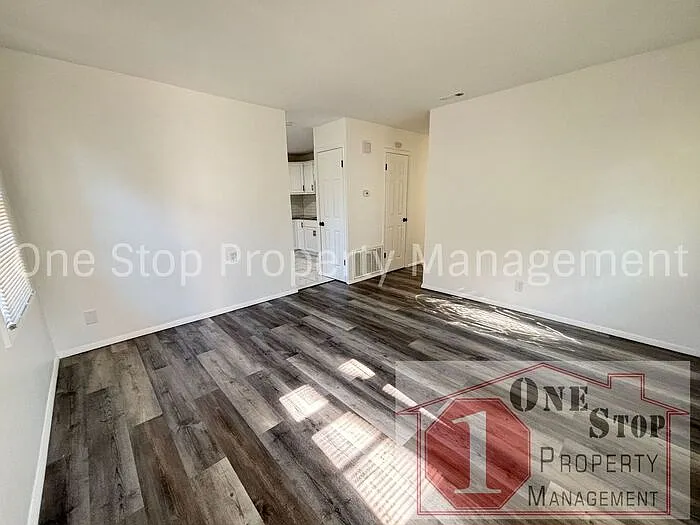 5206 Skiles Ave — Photo 3