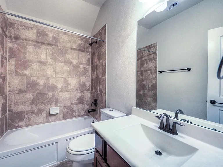 27 Sawbridge Cir — Photo 22