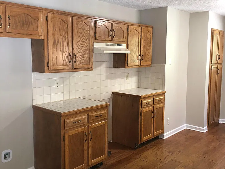 1128 Woodsage Dr — Photo 10