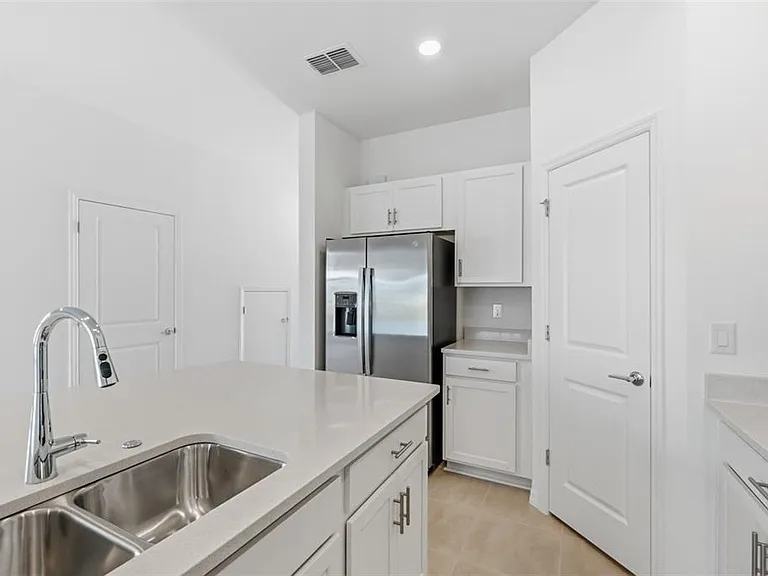 15125 Cuzcorro Ct — Photo 11