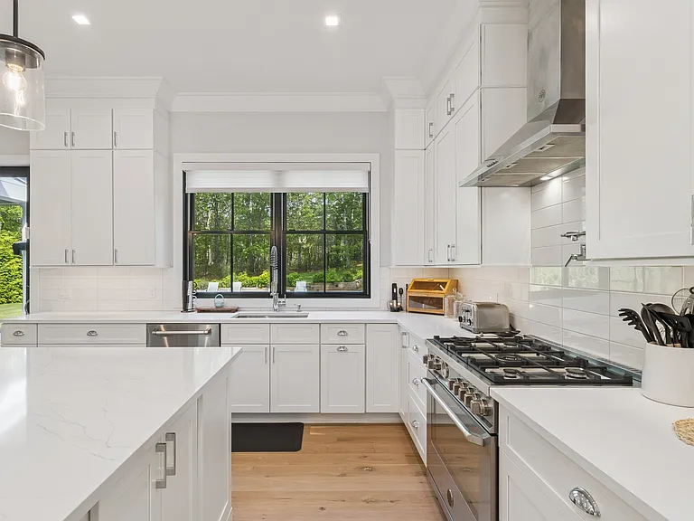 28 Whooping Hollow Rd — Photo 14