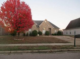 9008 Kyle Duran Ln, Olive Branch, MS 38654