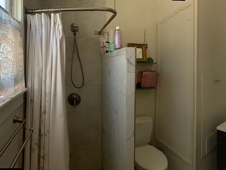 4219 Marlborough Ave — Photo 2