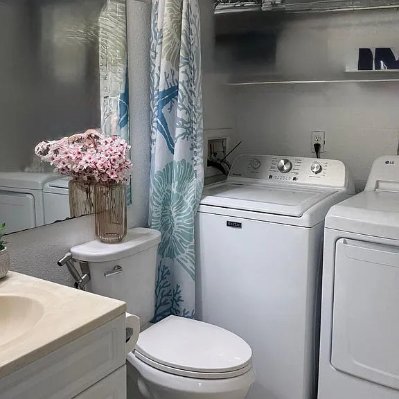8159 Severn Dr — Photo 4