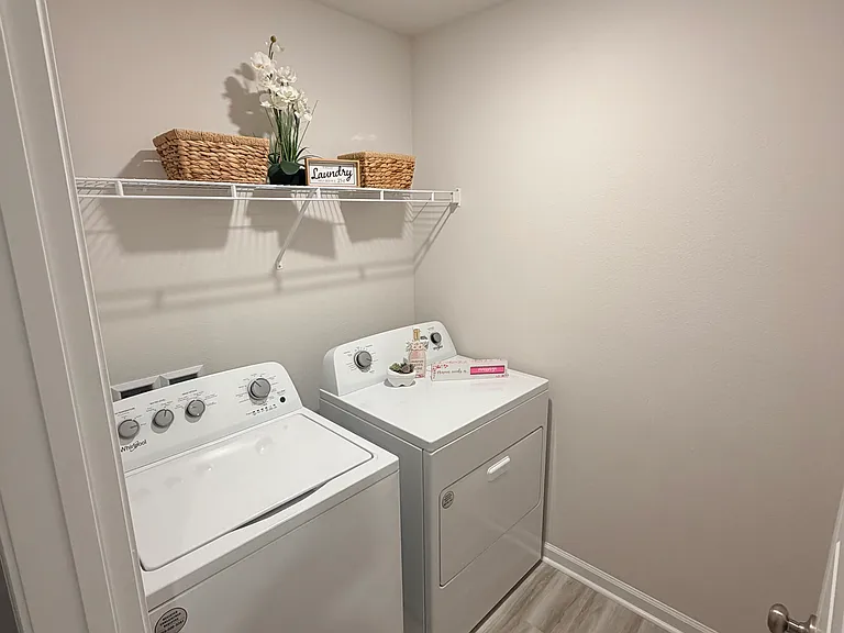 4703 Airmen Dr — Photo 17