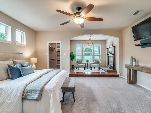 1318 Coastal Dr, Garland, TX 75043