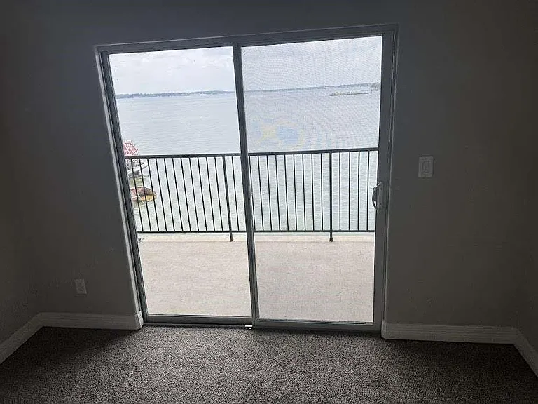 7039 Kingston Cove Ln #303 — Photo 6
