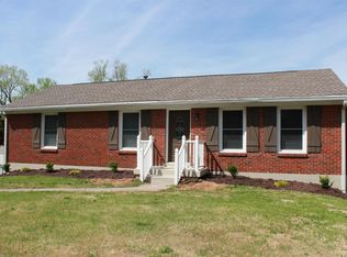201 Jackson Rd, Clarksville, TN 37042