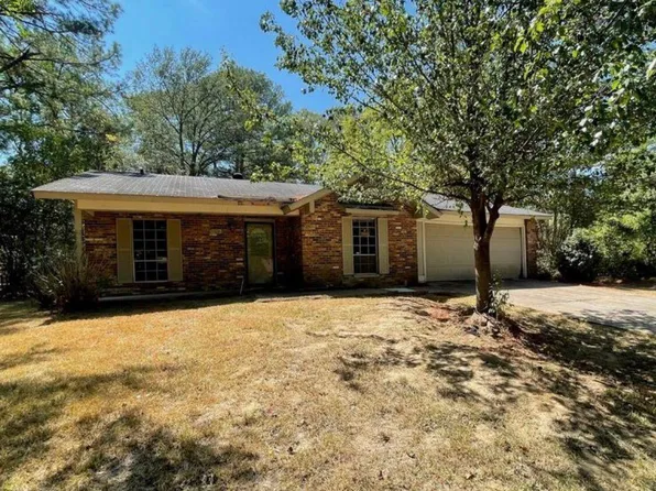 637 Chelsea Dr, Jackson, MS 39212