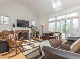 2 Lookout Ln, Rockport, ME 04856