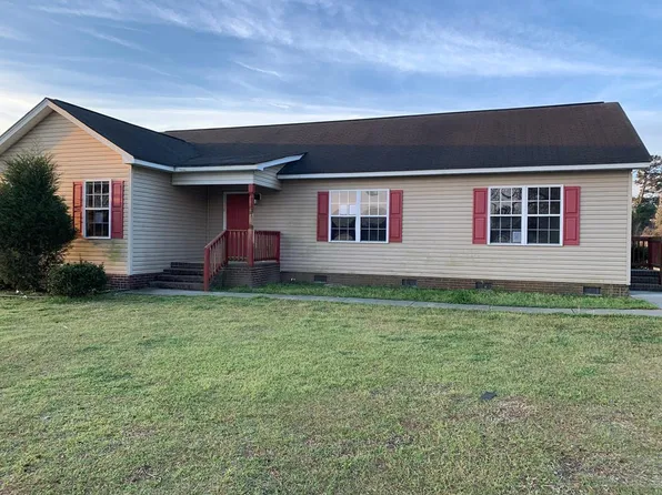 1141 Gardensgate Rd, Eutawville, SC 29048