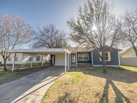 2nd image of 2309 Matador St