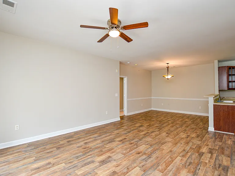 9823 Hyde Glen Ct — Photo 5