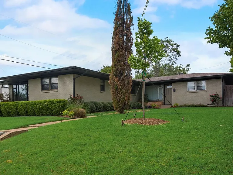 6503 E Mockingbird Ln — Photo 9