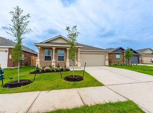 200 Camargue Dr, Hutto, TX 78634